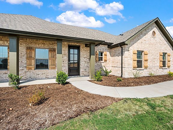 4th image of 1013 Gatlin Ct