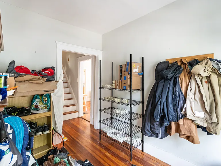 27 Paulina St #1 — Photo 4