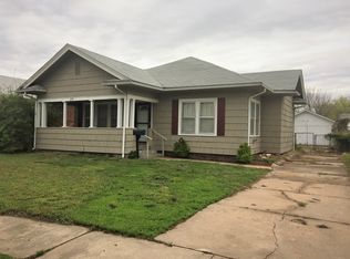 217 N Lake St, Ponca City, OK 74601