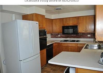 4th image of 14 Poplar Hill Dr