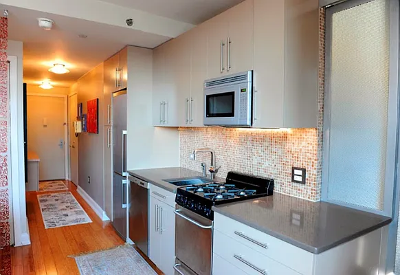 Rented by Corcoran | media 6
