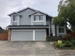 8806 Clothier Ln, Cotati, CA 94931