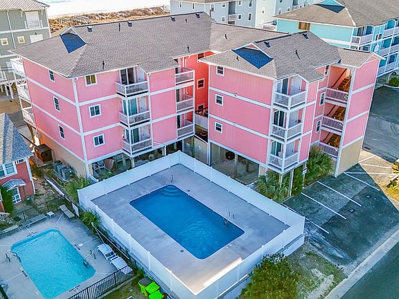 4th image of 504 S Carolina Beach Avenue S Unit J2