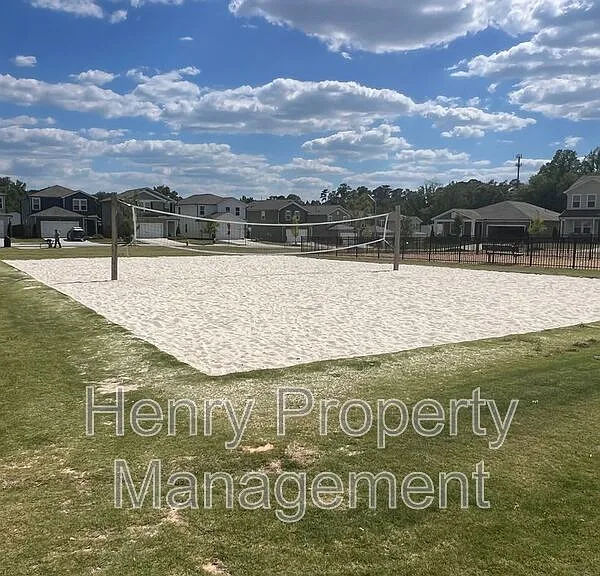 839 McKenzie Park Ter — Photo 19
