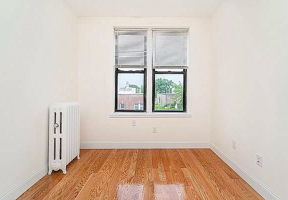 4th image of 24-59 27th St #41D