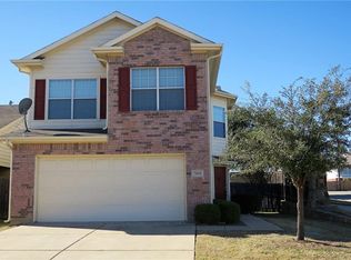 7433 Lazy Spur Blvd, Fort Worth, TX 76131