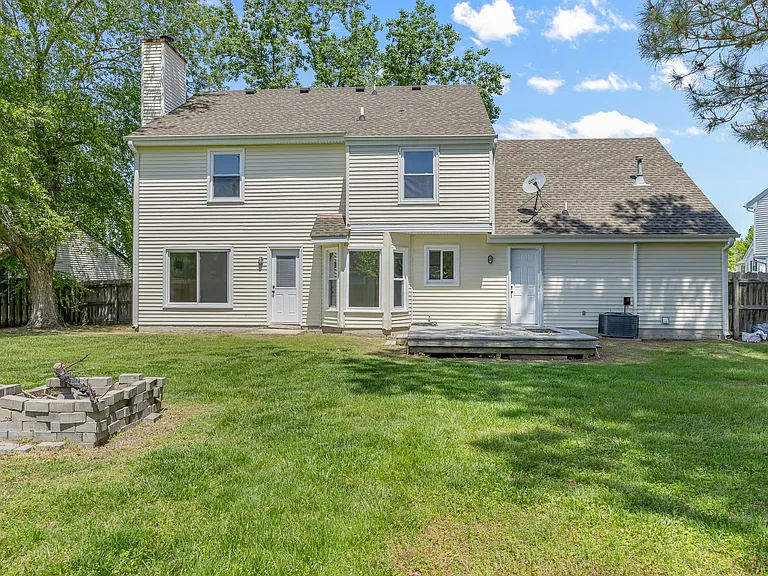2417 Bernadotte Ct — Photo 3