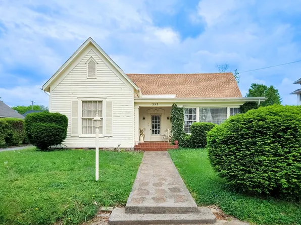 252 Union St, Madisonville, KY 42431