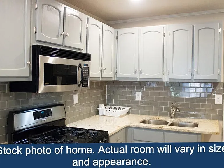 Lena St NW — Photo 1