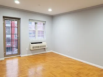 Rented by Metropolis International Realty Inc.