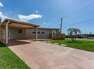 416 51st Avenue Dr W, Bradenton, FL 34207