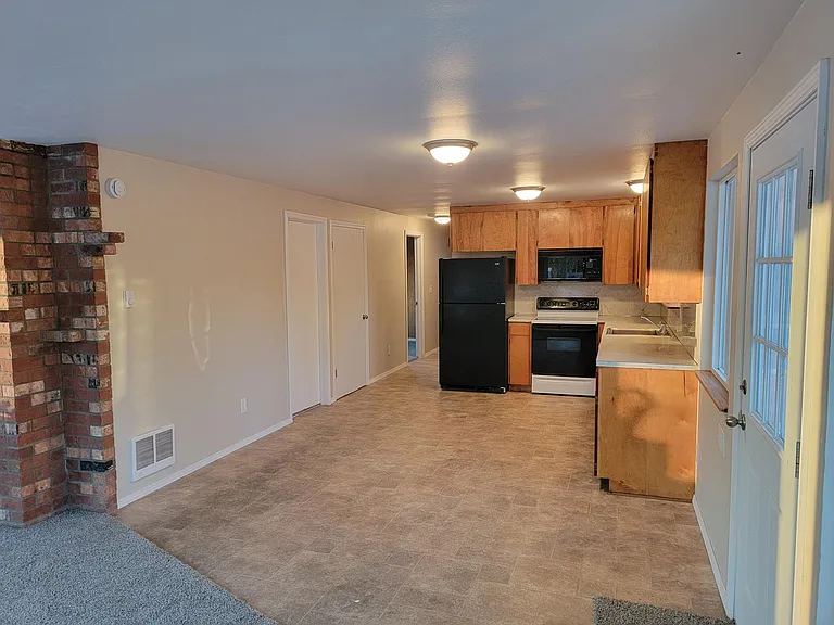 kitchen dining room