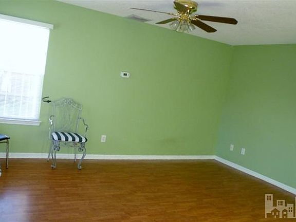 5th image of 10025 Hidden Branches Drive SE