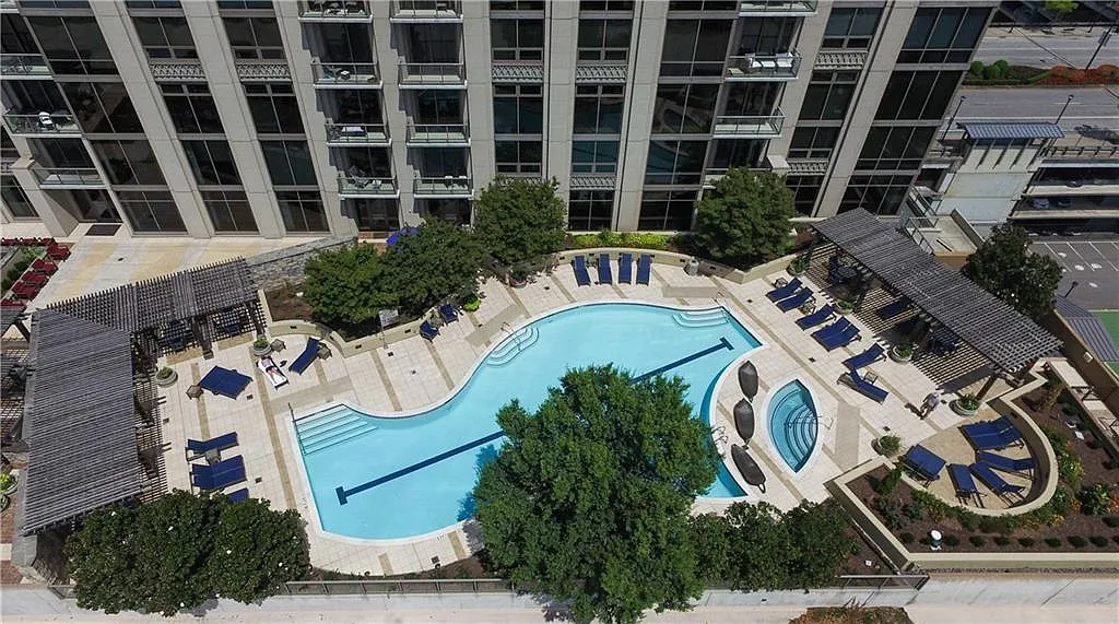 2 bed, 2.5 bath, 1830 sqft, $4,500 — Photo 1