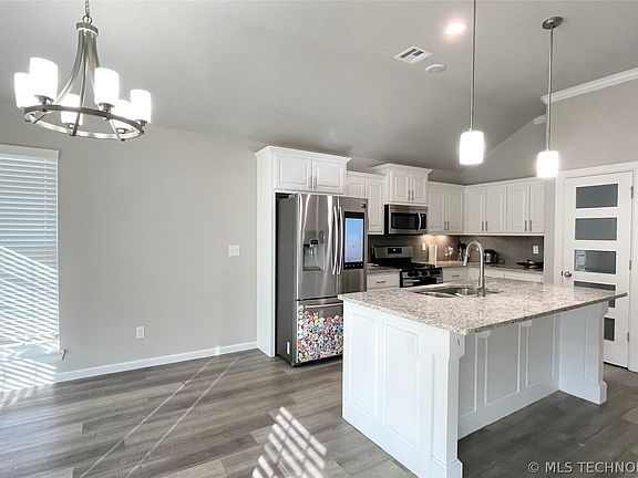5th image of 4012 S 209th East Ave