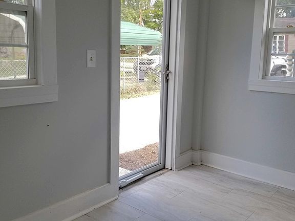 4th image of 208 Hutcheson Ave