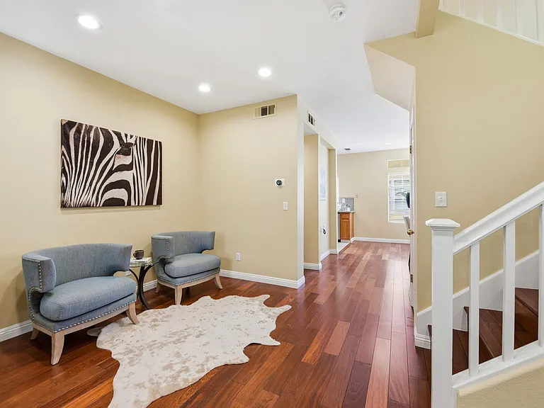 3488 Hart Cmn — Photo 5