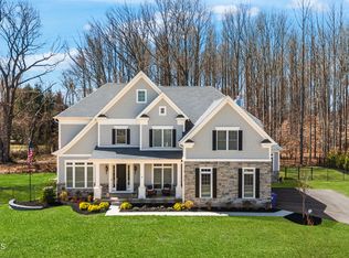 61 Windermere Rd, Lincroft, NJ 07738