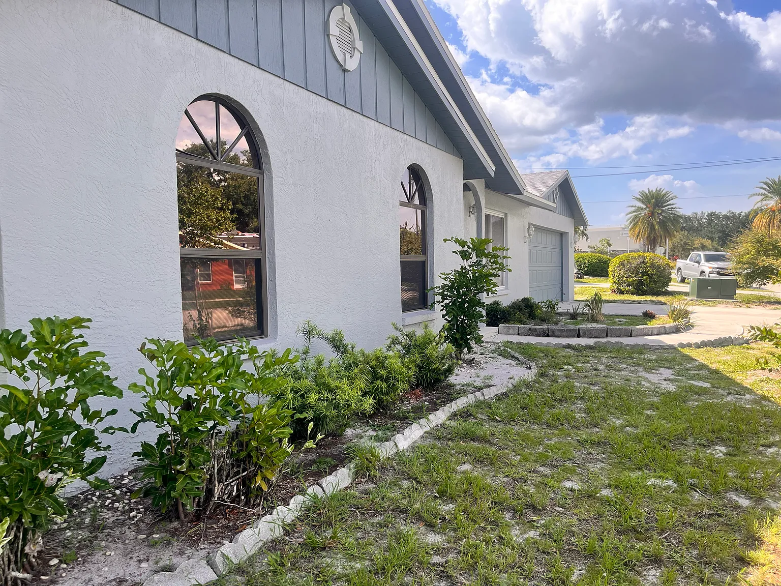 3 bed, 1107 sqft, $2,400 — Photo 4