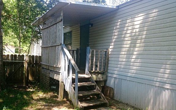 5th image of 207 Hibiscus Cir