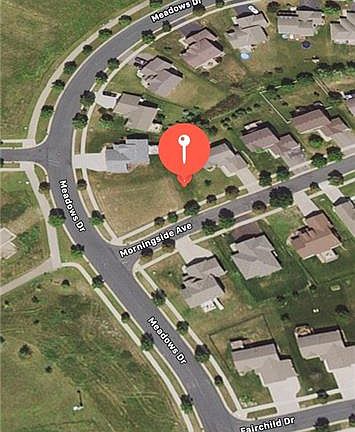4th image of 2712 Meadows Dr