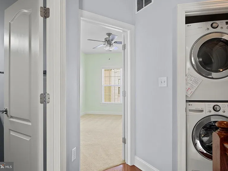 428 N Thomas St — Photo 25