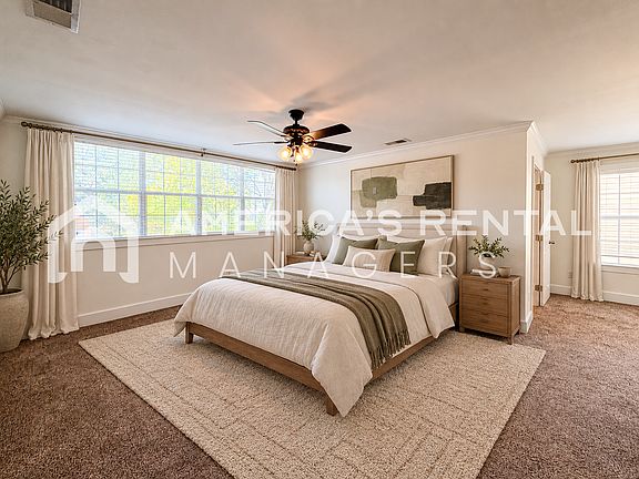 3rd image of 6293 S Clubview Cir