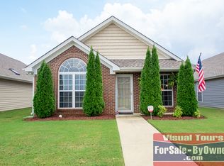 302 Village Dr, Calera, AL 35040