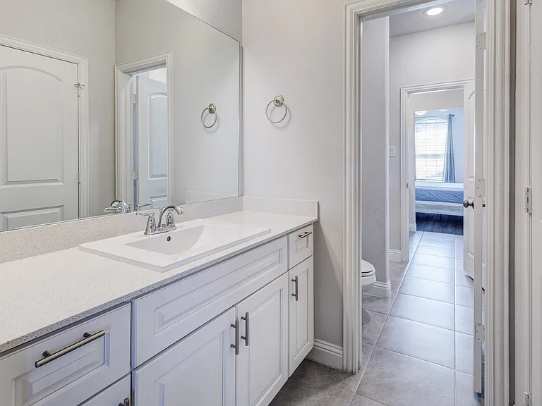 4248 Del Rey Ave — Photo 30