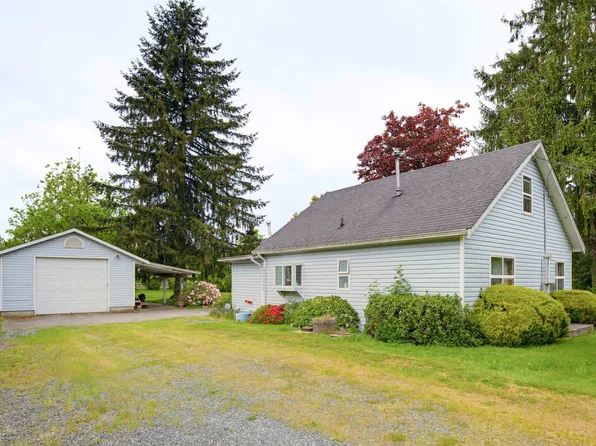 3741 224th St, Langley, BC V2Z 2G7