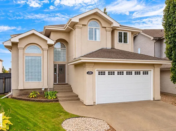 1240 Tredger Ct NW, Edmonton, AB T6R 0B1