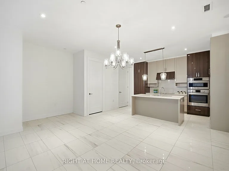 42 Mill St #105 — Photo 16