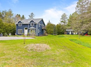 26 Vambola Ave, Georgina, ON L0C 1L0