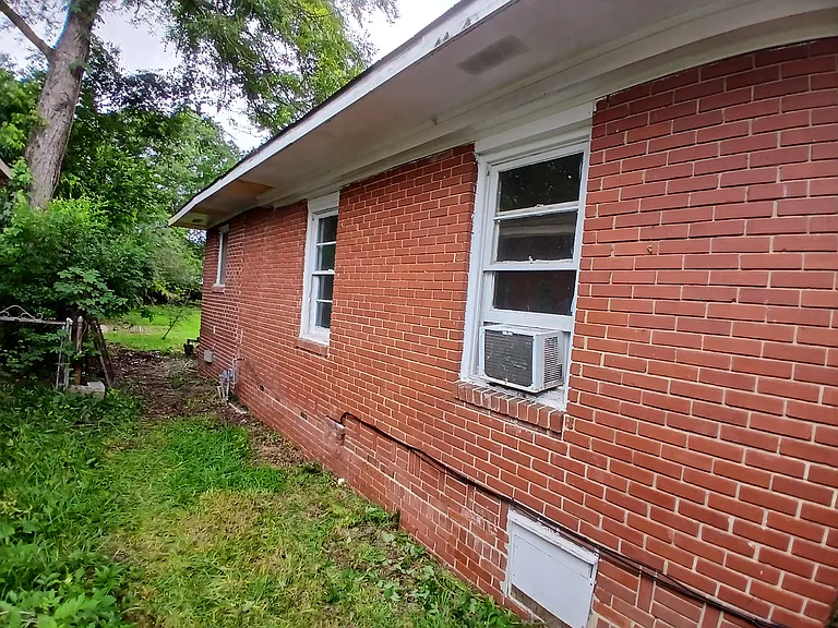 4213 Swann St — Photo 35