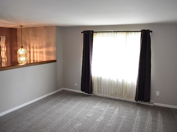 3rd image of 2114 Sanford Ave
