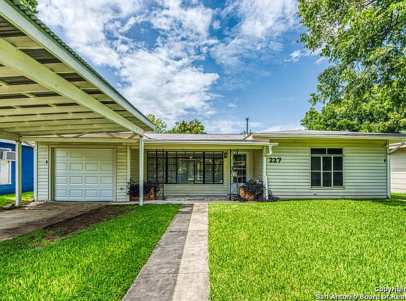 3rd image of 227 Hillwood Dr