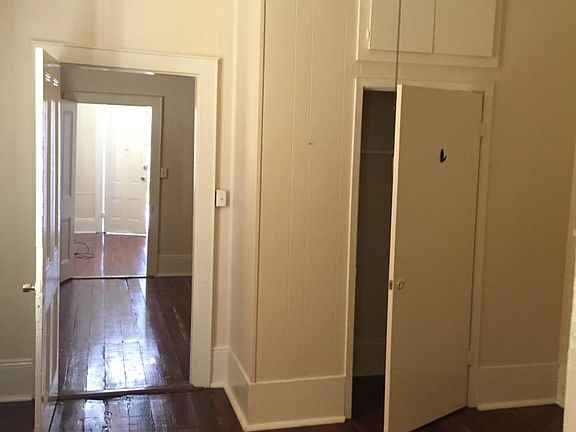 4th image of 7506 Oak St