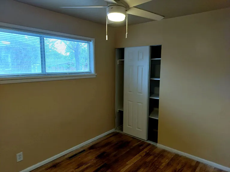 1008 W Tally Ho St — Photo 9