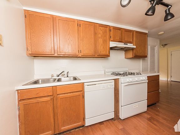 5th image of 2036 W Charleston St #Gr
