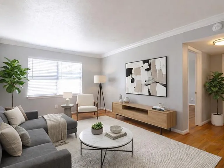 Peachtree Hills Court | Where Atlanta's Energy Meets Timeless Charm — Photo 54