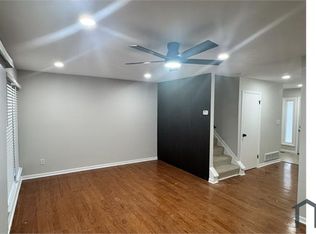 21 Ojibway Rd, Randallstown, MD 21133