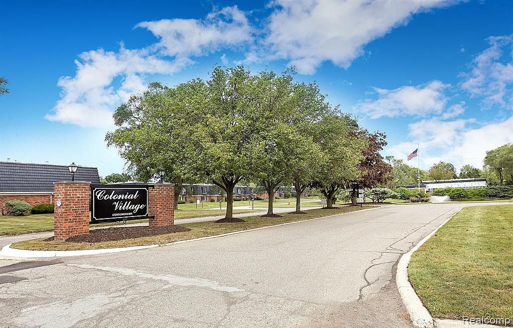 1854 Colonial Village Way APT 1, Waterford, MI 48328 Zillow