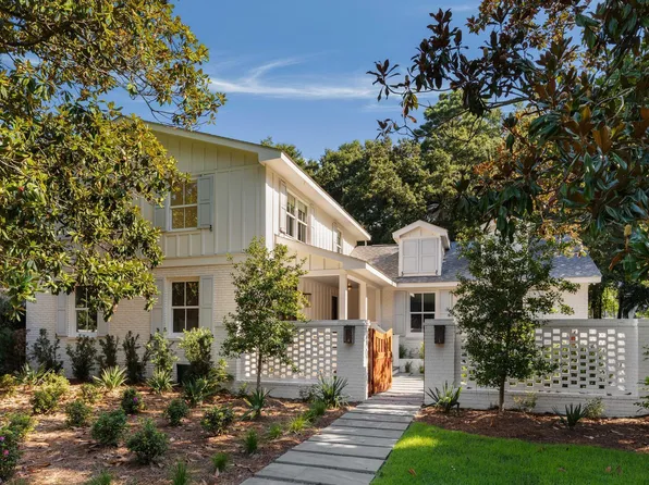 340 Molasses Ln, Mount Pleasant, SC 29464