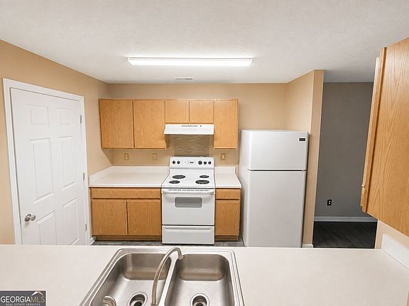 3rd image of 10301 Fairington Ridge Cir #10301