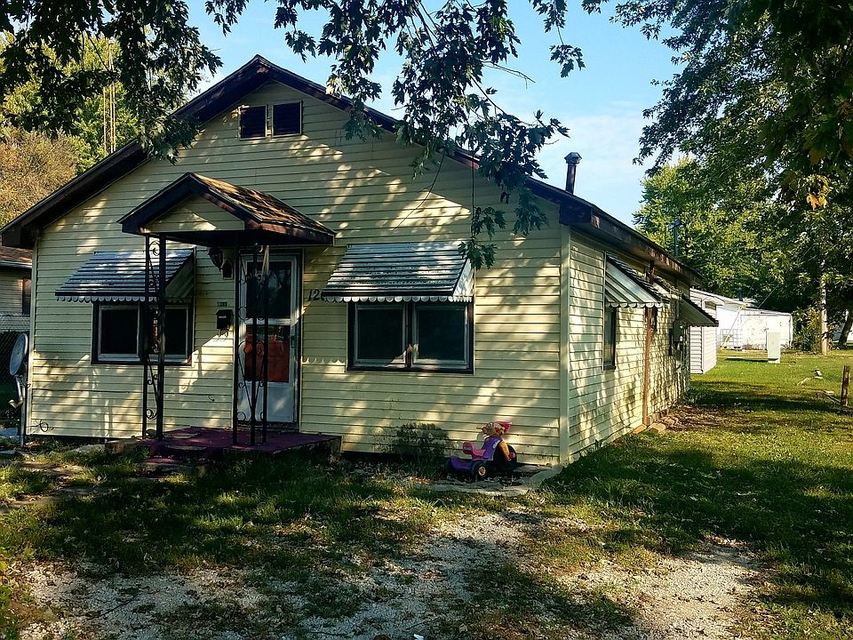 2nd image of 1205 Marion St #0