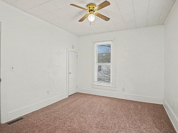 4th image of 311 S 7th St #B