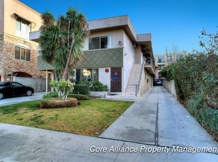10866 Bloomfield St #3, North Hollywood, CA 91602