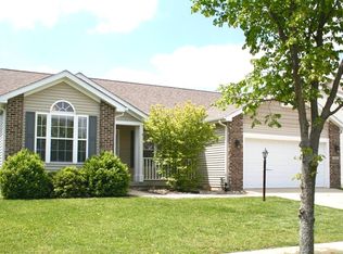 803 Chickory Dr, Champaign, IL