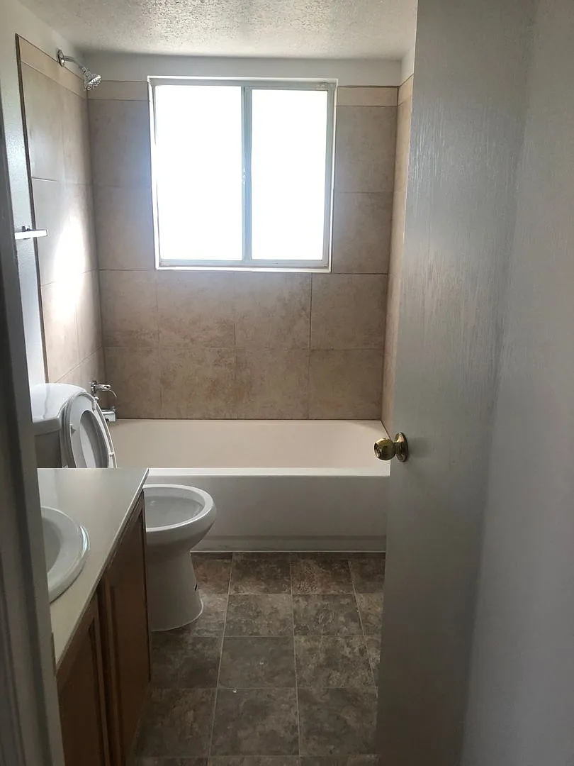 2621 Sandia Loop — Photo 3