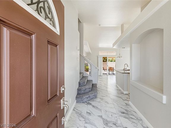 5th image of 8721 Country View Ave